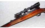 Weatherby~ Mark V~.300 Weatherby magnum - 7 of 9