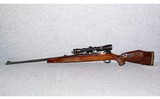 Weatherby~ Mark V~.300 Weatherby magnum - 5 of 9