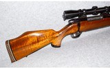 Weatherby~Mark V~.257 Weatherby Magnum - 2 of 10