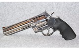 Colt~Anaconda~.44 Magnum - 2 of 3