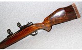 Weatherby~Mark V Custom Shop~.300 Magnum - 6 of 9