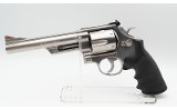 Smith&Wesson~M629~.44 Magnum - 2 of 4