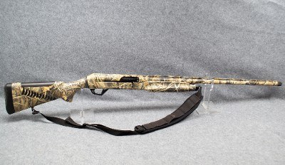 Benelli~Super Black Eagle II~12 Gauge