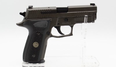 SIG Sauer~P229~9mm Luger