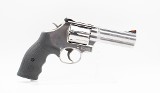 Smith & Wesson ~ 686-6 Plus ~ .357 Magnum - 1 of 4