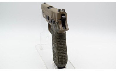 SIG Sauer~P220 Elite~.45 Auto - Image 3 of 4