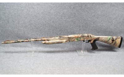 Benelli~Super Black Eagle~12 Gauge - Image 2 of 7