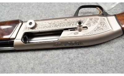Browning~Maxus~12 Gauge - Image 7 of 7
