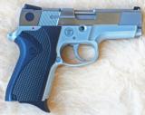 SMITH & WESSON SHORTY FORTY - 1 of 3