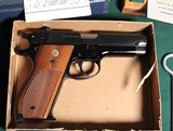 Smith & Wesson Model 39-2 as New! - 1 of 8