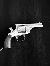 Harrington & Richardson Police Auto ejecting Safety Hammer .32 S&W , 6 shot Large frame revolver - 4 of 13