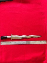 very nice condition Kris Dagger with 12