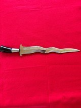 very nice condition Kris Dagger with 12