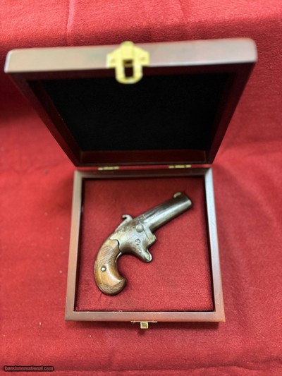 Very Rare SCARCE Antique Colt 2nd Model Deringer  .41 CF / London Agency .  