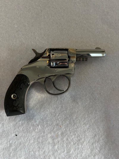 Harrington & Richardson - “ Young  America ” - small frame Double Action .22rf Revolver.
