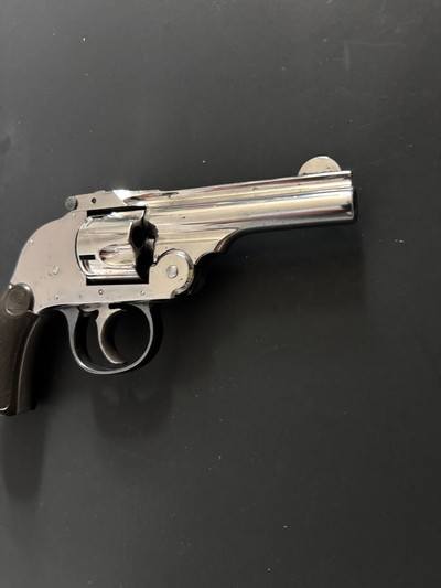 “Very nice condition”  RARE 1st model Harrington & Richardson small frame .32 S&W HammerlessRevolver.  - Image 14 of 17
