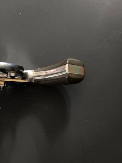 “Very nice condition”  RARE 1st model Harrington & Richardson small frame .32 S&W HammerlessRevolver.  - Image 4 of 17
