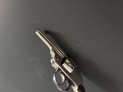 “Very nice condition”  RARE 1st model Harrington & Richardson small frame .32 S&W HammerlessRevolver.  - Image 9 of 17