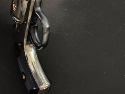 Harrington & Richardson Model 1905 Double action .32 S&W Revolver.  C&R OK  - Image 13 of 15
