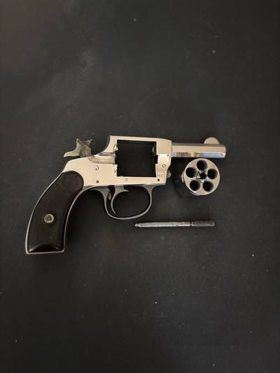 Harrington & Richardson Model 1905 Double action .32 S&W Revolver.  C&R OK  - Image 15 of 15