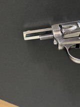 Antique Harrington & Richardson - “ Young  America ” - .32 S&W small frame Double Action Revolver.    - 9 of 15