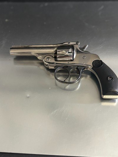 Harrington & Richardson Premier .32 S&W Double Action Top Break small frame revolver.  C&R OK - Image 1 of 18