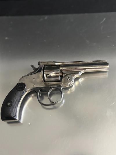 Harrington & Richardson Premier .32 S&W Double Action Top Break small frame revolver.  C&R OK - Image 2 of 18