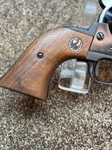 Ruger Blackhawk 357 magnum 3 screw with orig box - 8 of 11