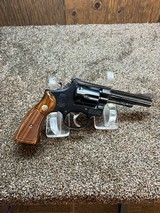 Smith & Wesson 18-3 22 lr used - 9 of 12