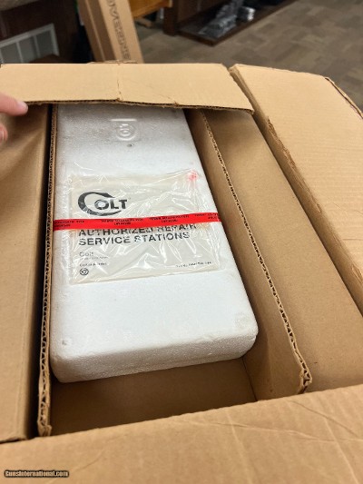 Colt SAA 44-40 P2971MN Colt Custom Shop NIB - Image 11 of 11