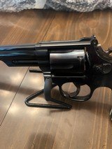 Smith & Wesson 19 357 Magnum used - 3 of 9