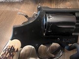 Smith & Wesson 19 357 Magnum used - 6 of 9