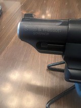 Smith & Wesson Governor 45colt/45acp/410ga like new - 3 of 5