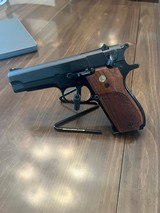 Smith & Wesson 39-2 Lightweight 9mm - 1 of 7