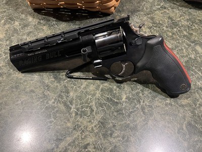 Taurus Raging Bull 454 Casull blued