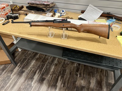 Ruger Mini 14 Ranch Rifle 5.56 like new with box