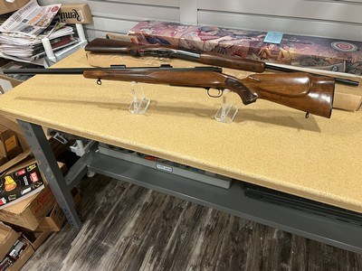 Winchester 70 Standard Varmint 225 Win 1965 - Image 1 of 8