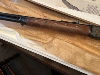 Winchester 94 Chief Crazy Horse 38-55 win NIB 1983 - Image 9 of 12