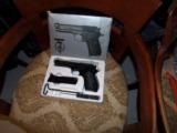 HELWAN 9MM COPY OF THE BERETTA Great Condition, box tools papers - 4 of 7