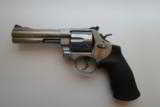 Smith & Wesson 629-6 44 Mag. 5" Stainless - 3 of 6