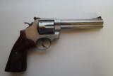 Smith & Wesson 629-6 44 Mag. 6