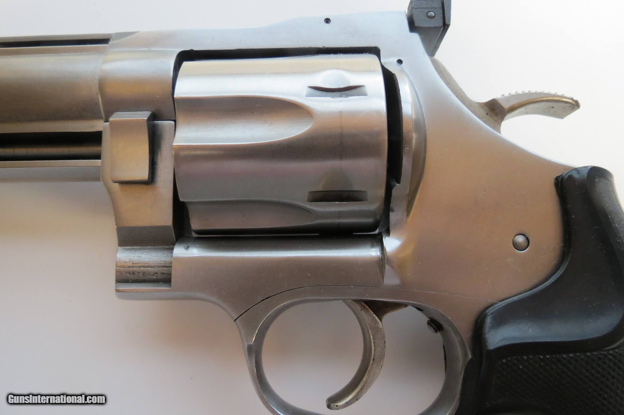 Dan Wesson Arms 44 Magnum