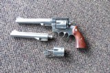 Ruger Redhawk Stainless 44 magnum w/Box and 41 magnum barrel and cylinder - 3 of 4