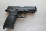 Smith & Wesson M&P 40 - 3 of 5