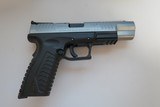 Springfield Armory XDM 40 Smith & Wesson 5.25" Competition Series Bi-tone - 2 of 5