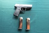 Smith & Wesson SD40 VE in 40 S&W w/box - 2 of 4
