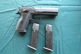 New in Box Tanfoglio Defiant Stock III in 9mm - 2 of 5