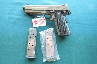 Sig Sauer 1911R-45-ESCPN New in Box - Image 3 of 7