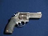 TAURUS 44 44 MAG STAINLESS
- 1 of 2