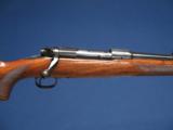 WINCHESTER 70 FEATHERWEIGHT 243 - 1 of 8